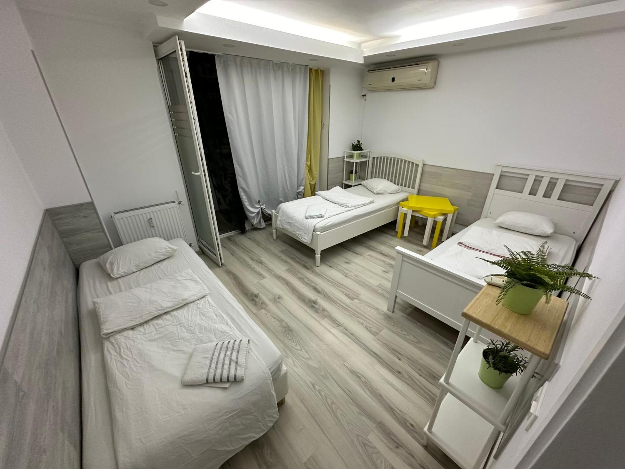 Ferienwohnung Mc 2 By Ga Bukarest Exterior foto